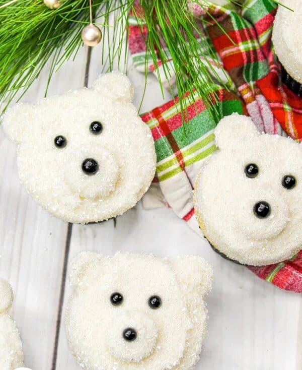 https://www.troprockin.com/polar-bear-cupcakes
