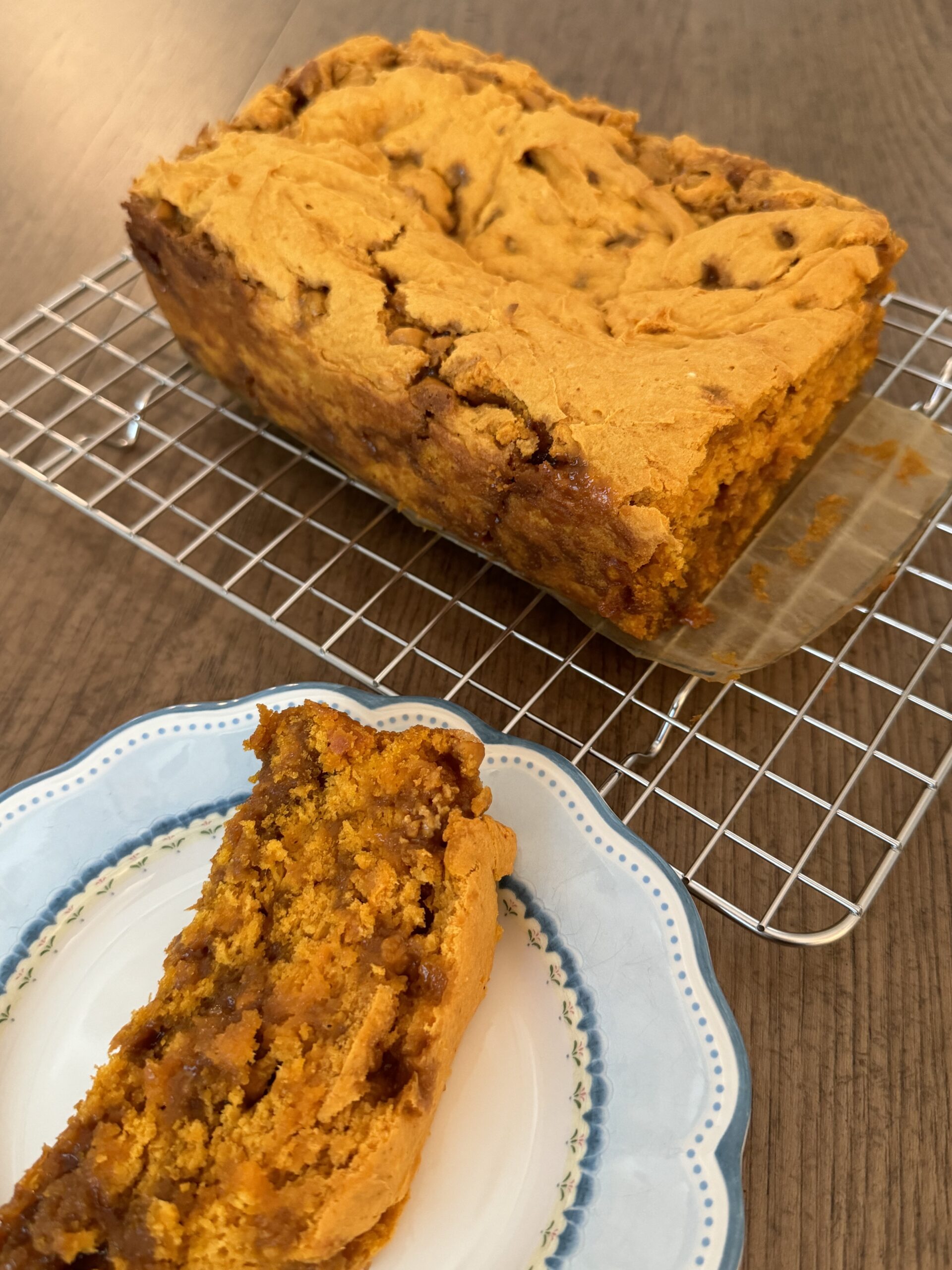 3 ingredient pumpkin bread