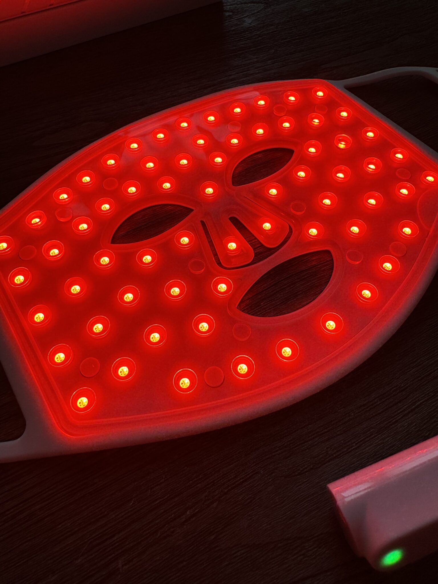 Honest CurrentBody LED Light Therapy Series 2 Mask Review